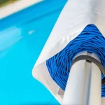 Dicas para economizar na manutenção da piscina.