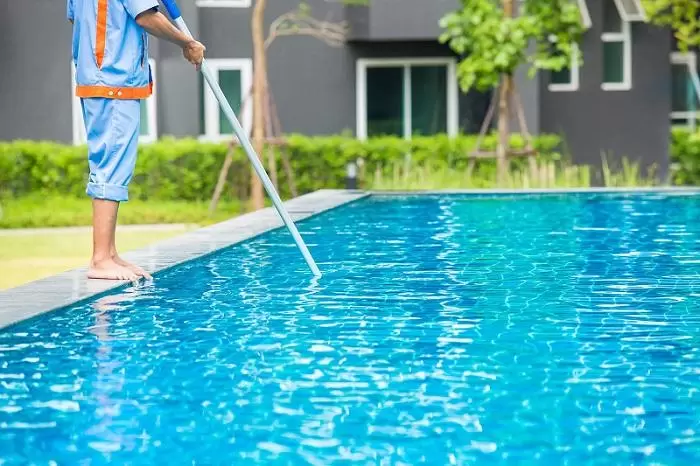 No momento, você está visualizando A importância da limpeza da piscina.